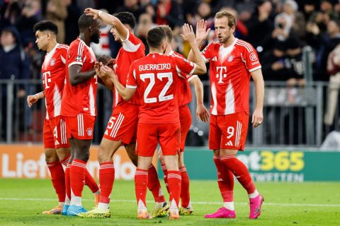 بايرن ميونخ يسحق الأرقام ويحقق أفضل انطلاقة في تاريخ الدوريات الأوروبية الكبرى