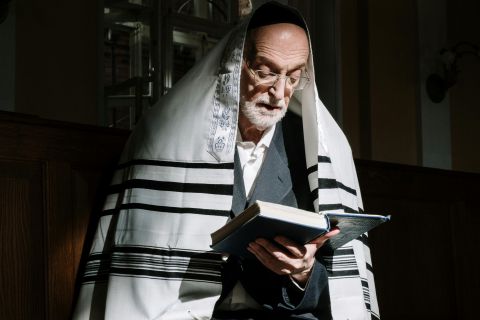 اعتقال محامٍ يهودي في لندن بتهمة استفزاز متظاهرين مؤيدين لفلسطين