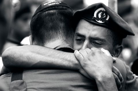 ترامب يؤيد الغارات على غزة