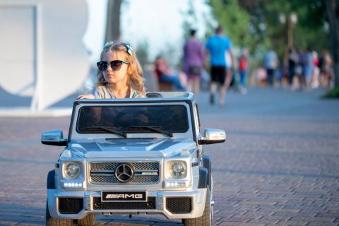 Want a luxury car for your kid? Mercedes releases electric car for children for $50,000