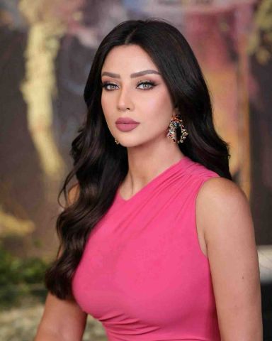 رضوى الشربيني تثير الجدل مجدداً بأزمتها الإعلامية.. فهل تبقى على الشاشة؟