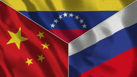 هل تساعد روسيا والصين فنزويلا في أزمتها؟