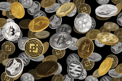 هل يُقلق تراجع العملات المشفرة وول ستريت؟