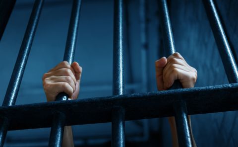 فيديو: تصفيق للجنود بعد اغتصاب رهينة فلسطينية