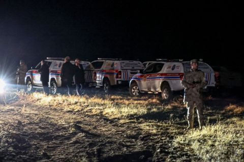 تركيا تعثر على الصندوق الأسود.. سنحلل البيانات في دولة محايدة