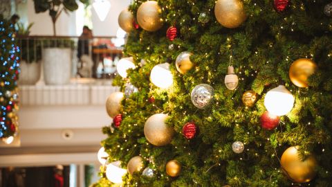 رموز شجرة الكريسماس ودلالاتها