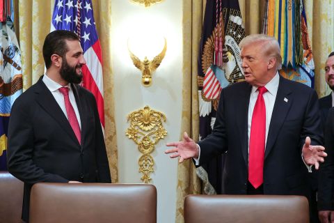 Trump praises Syrian transition, warns Israel against actions that could destabilize border
