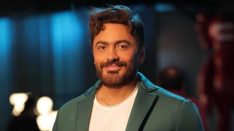 عودة نجم الجيل: تامر حسني يشعل الجمهور بأغنية