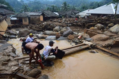 بالفيديو: وفاة طفلة بعد علاج 18 سنًا دفعة واحدة