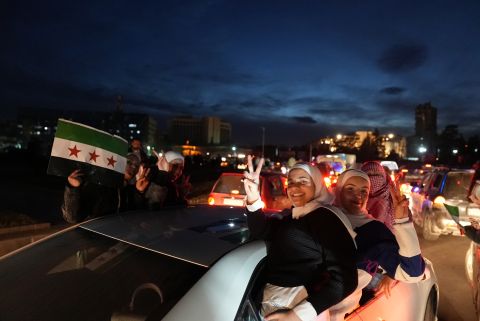 سوريا: الرئيس الشرع يفرض حقوق جديدة للمرأة 