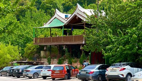 مطعم توت بارادايس.. ملاذ المشاوي وسط أحضان الطبيعة في السلط