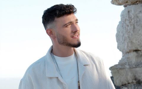 الشامي يكشف عن السرّ الذي صنع فنه.. ويوثّقه بالوشم