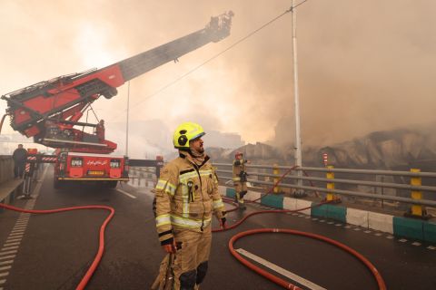 Car drives into Chabad Headquarters in New York