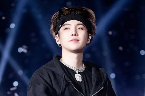 نجم فرقة BTS 