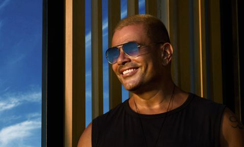 عمرو دياب يبدأ تحضيرات لألبومه الجديد 2026.. إليك تفاصيله