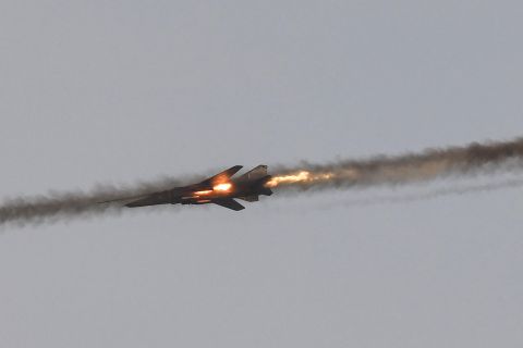 Video: Iran shots down F-15 fighter Jet 