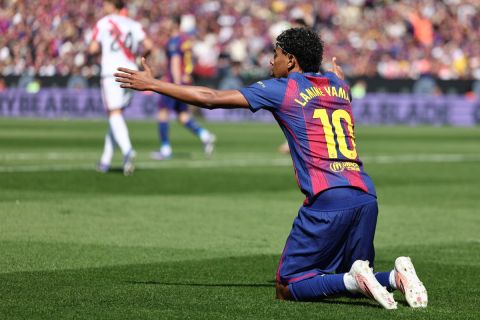 Behind Yamal’s Substitution: How Barcelona Responded to His Frustration