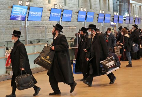 Russia reportedly detains 40 Israelis at Moscow’s Domodedovo Airport