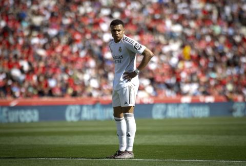 لغز مبابي: هل أصبح النجم الفرنسي عبئاً على تكتيك أربيلوا في ريال مدريد؟