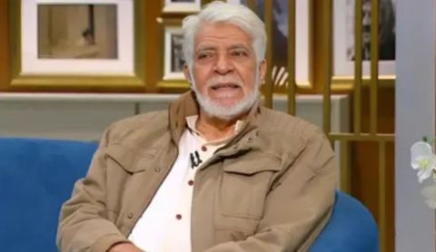 تفاصيل حادث خطير كاد يودي بحياة الفنان طارق النهري 