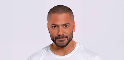 تامر حسني يناشد وزارة الصحة المصريّة بعد وفاة الدكتور ضياء العوضي بسبب 