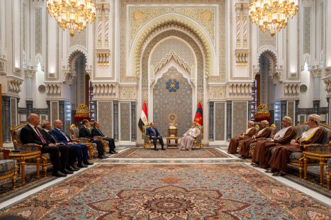 El-Sisi meets Sultan Haitham in Muscat to discuss US-Iran tensions
