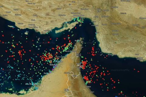 Shipping grinds to a halt in the strait of Hormuz after Trump remarks