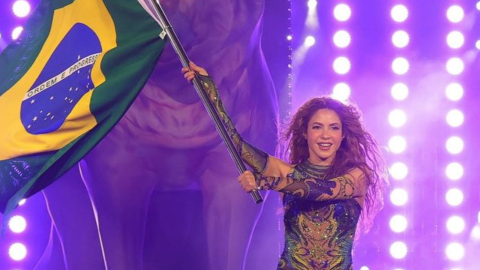 ليسا تطرح أغنية Goals لكأس العالم 2026.. والجمهور يريد شاكيرا