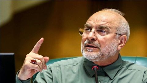 إيران :لن نساوم أبداً على حقوقنا في مضيق هرمز ومستعدون للحرب