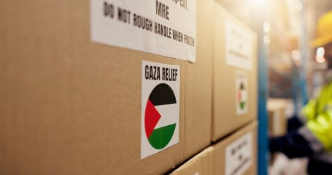 إسرائيل تغلق معابر غزة وتوقف المساعدات الإنسانية بعد الهجوم الإيراني