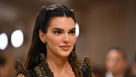Kendall Jenner nude beach photos fuel online debate over celebrity posts