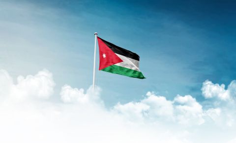 الأردن: إصابة شخصين بانفجار قنبلة يدوية في عمان على شارع الـ100