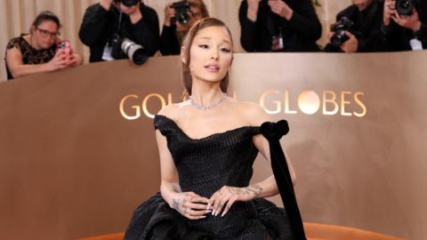 Ariana Grande breaks silence on hiatus during emotional Chicago concert