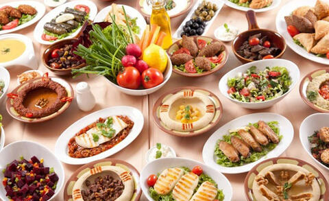 What a waste! One third of Ramadan food ends up thrown away! 