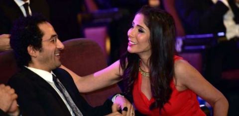 فيديو يُظهر سعادة وانسجام احمد حلمي ومنى زكي خلال احتفالهما بعيد ميلادهما!