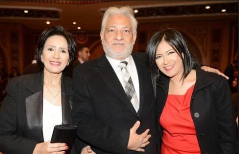 ابنة سامح الصريطي تكشف أسباب وضع والدتها بدار المسنين
