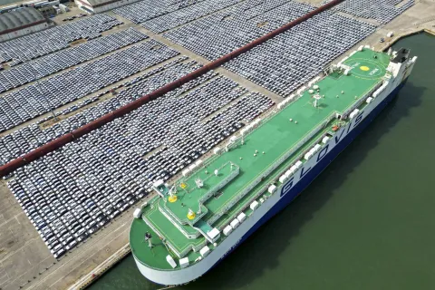Drop in China exports is biggest in 3 years