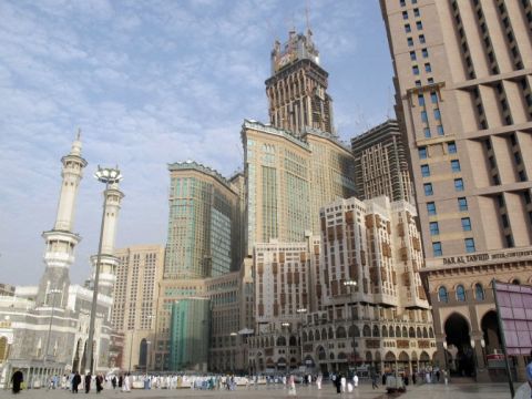 DEWA, Masdar to expand world’s biggest solar park in Dubai
