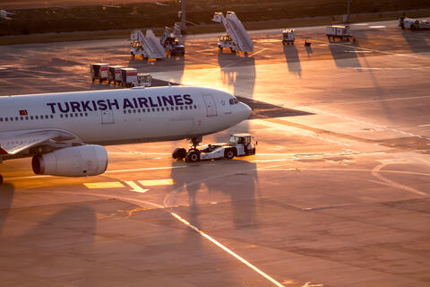 Turkish Airlines to Restart Direct Flights From UK, Denmark