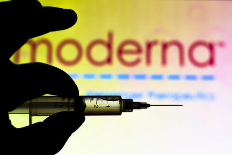 UAE Okays Moderna Vaccine For Emergency Use