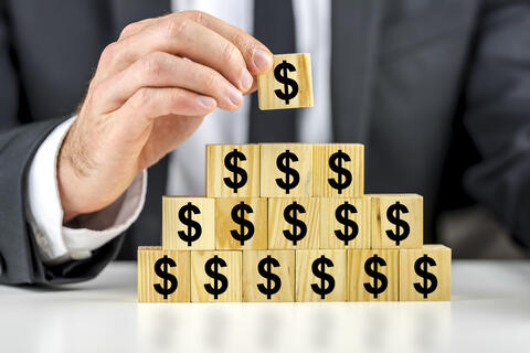 Oman Imposes $13,000 Fine On Pyramid Marketeers