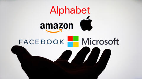 Tech Giants Threaten to Exit Hong Kong Over New Privacy Laws