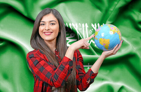 Saudi Arabia to Resume Tourist Visas