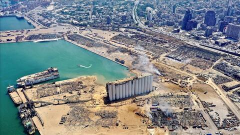 اهالي ضحايا مرفأ بيروت يحطمون منزل وزير الداخلية اللبناني