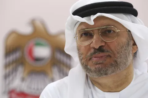 الإمارات: لن نكون جزءا من محور ضد إيران