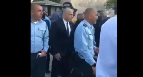 وزير الخارجية الاسرائيلي يقتحم باب العمود بالقدس