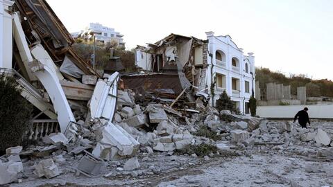 ضربات دامية تخلف عشرات القتلى والجرحى قرب أوديسا الأوكرانية