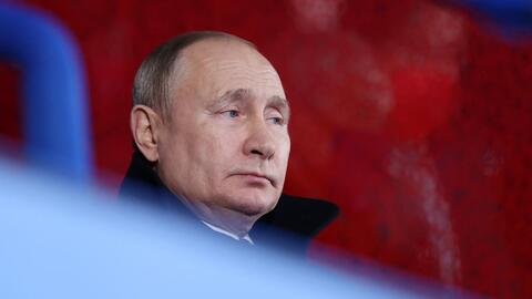 بوتين يستنفر قواته النووية وأوكرانيا توافق على التفاوض عند حدود بيلاروس