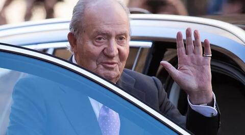 صحيفة إسبانية تكشف وجهة الملك السابق خوان كارلوس بعد مغادرته البلاد