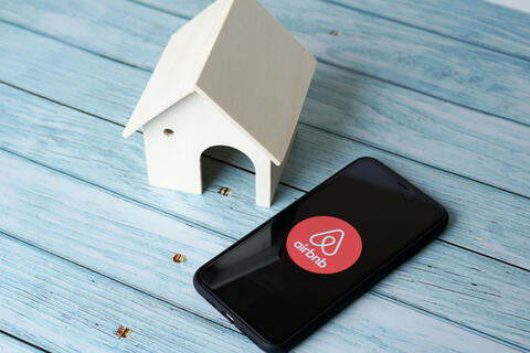 Airbnb, Singapore Join Hands to Promote Tourism